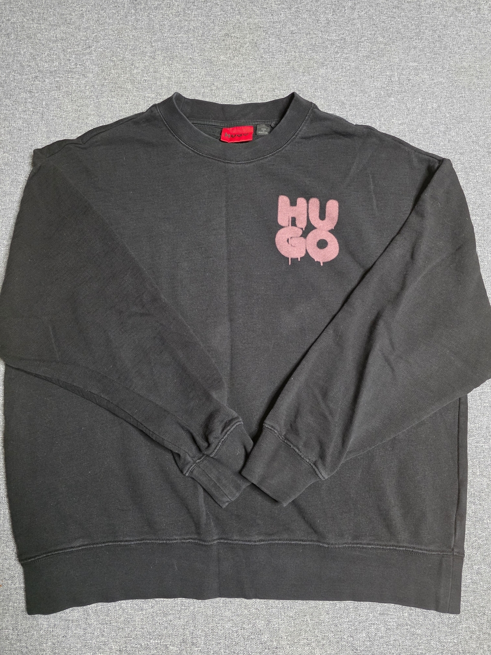 HUGO BOSS Black Graffiti Drip Logo Crewneck Sweatshirt - Size Large